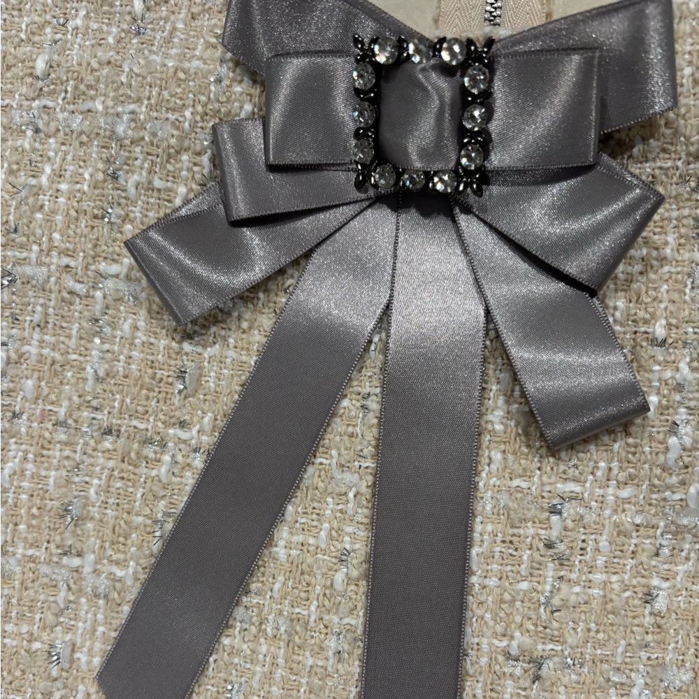 Brooche